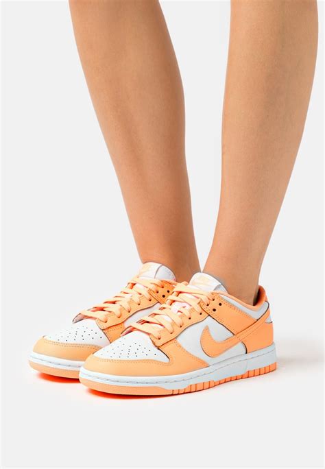 nieuwe collectie nike sneakers|zalando nike sneakers.